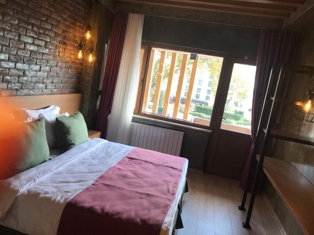 Територія Meydan Besiktas Hotel 4*