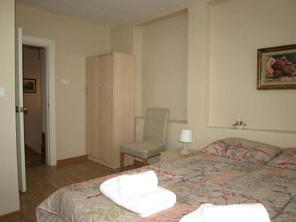 Апартаменты Midillis Art Apartment 3*