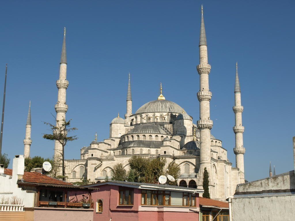 Фото Midillis Art Apartment 3*