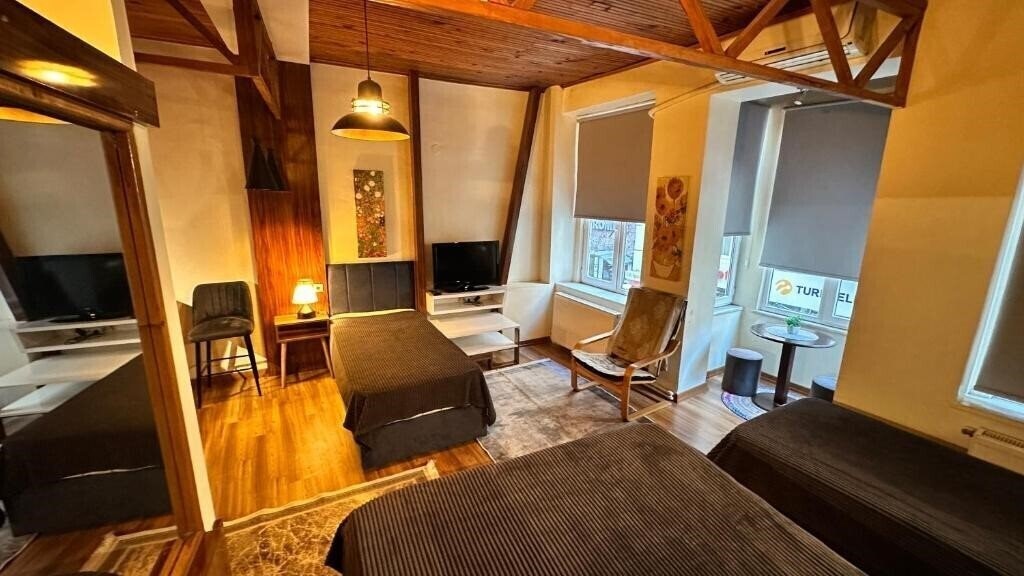 Фотография New Pera Hotel 3*