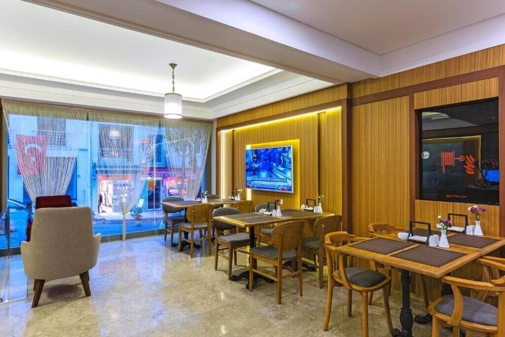 Картинка Obelisk Hotel & Suites 3*