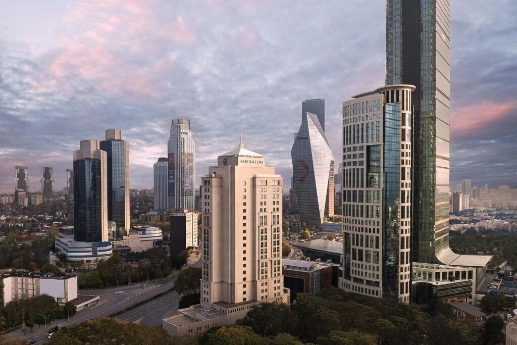 Территория Sheraton Istanbul Levent 5*