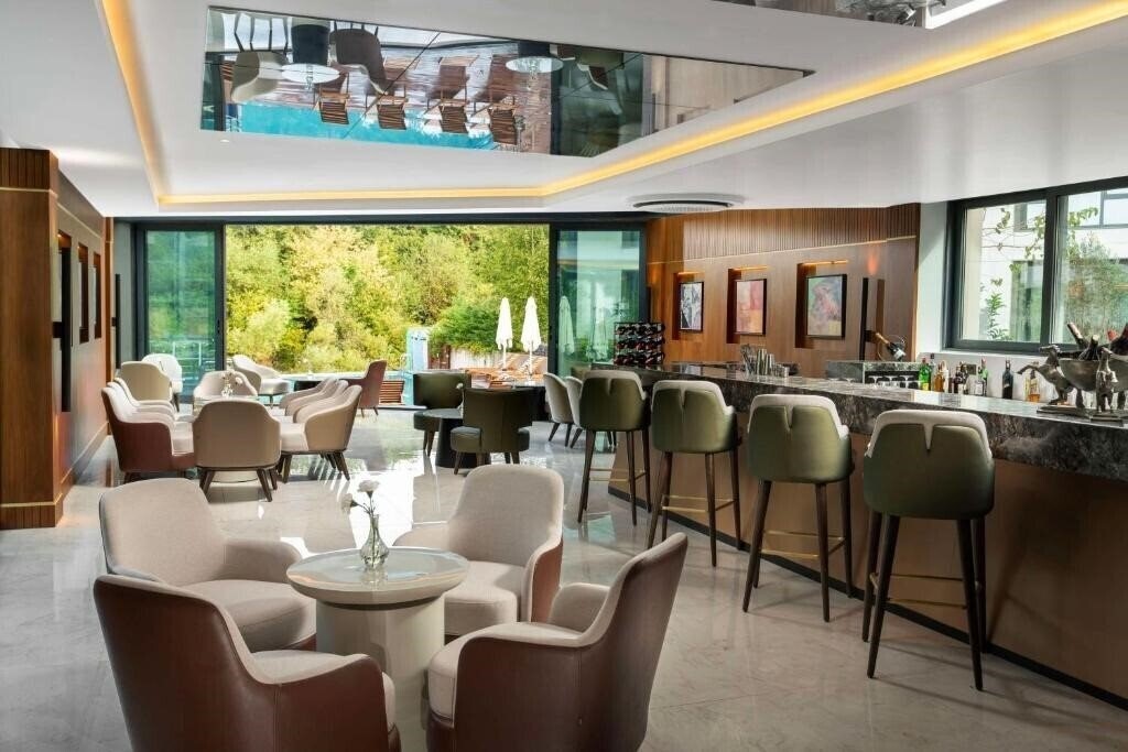 Панорама Park Inn By Radisson Istanbul Airport Odayeri 4*