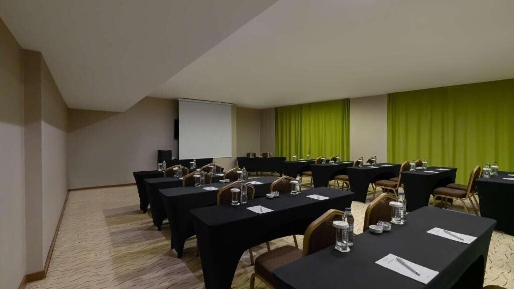 Фотография Park Inn By Radisson Istanbul Asia Kavacik 4*