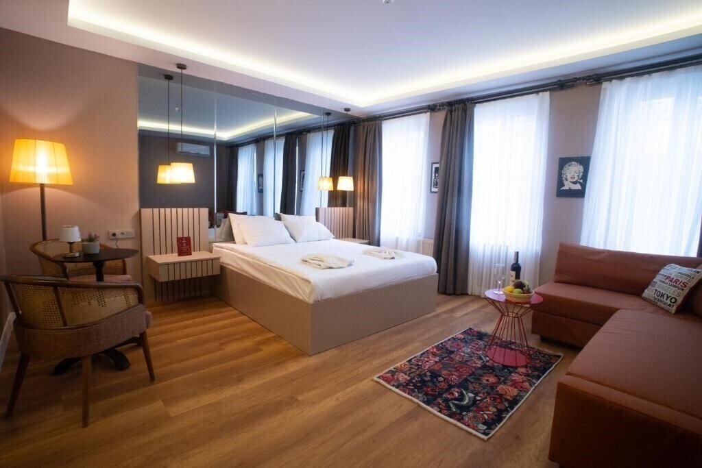 Отель Cheers Porthouse Otel (ex. Cheers Porthouse, Portus House Istanbul) 3*
