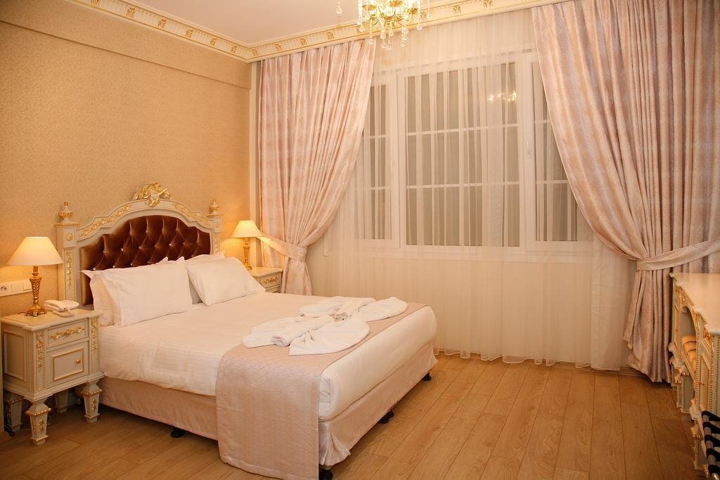 Вид Karakoy Port Hotel 3*