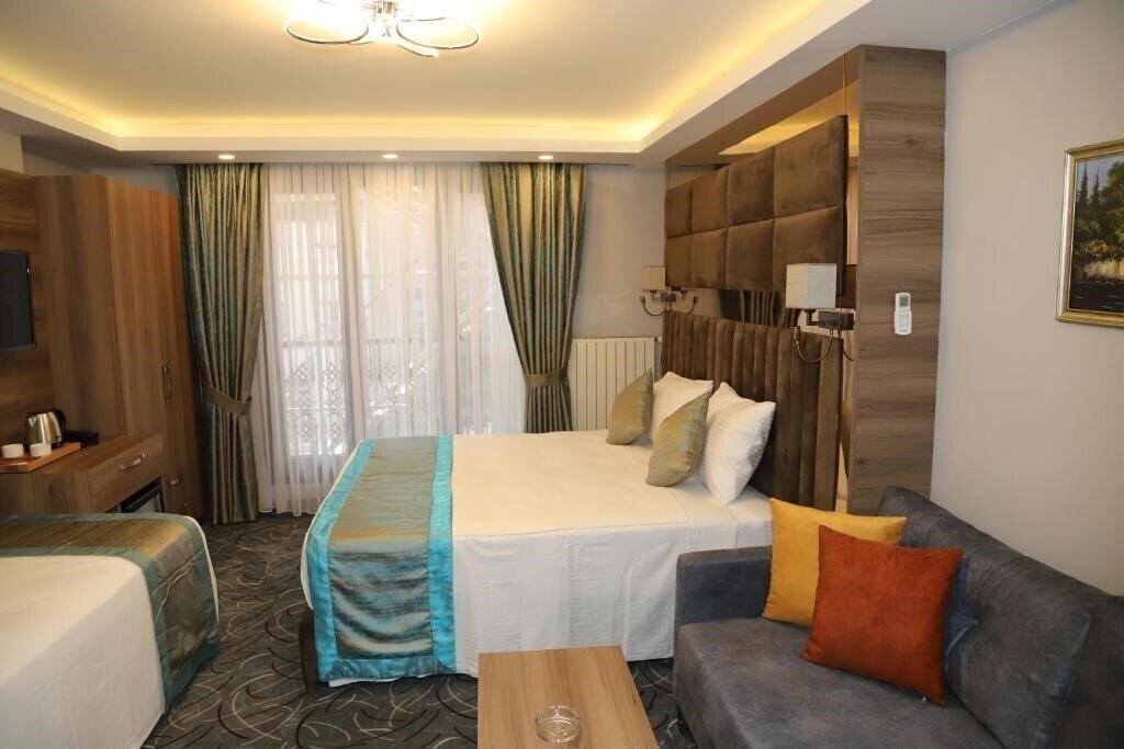 Панорама Grand Kavi Hotel 3*