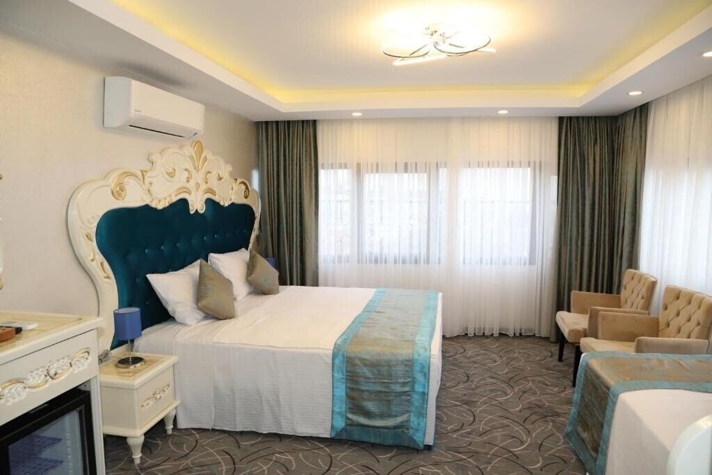 Готель Grand Kavi Hotel 3*