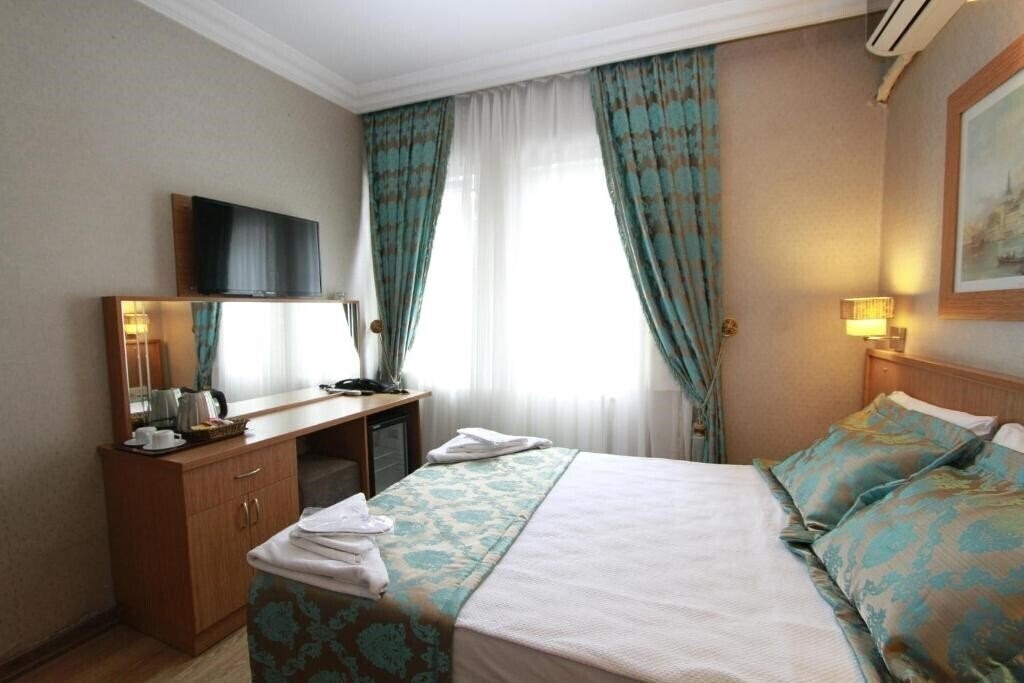 Вид Agora Boutique Hotel 3*