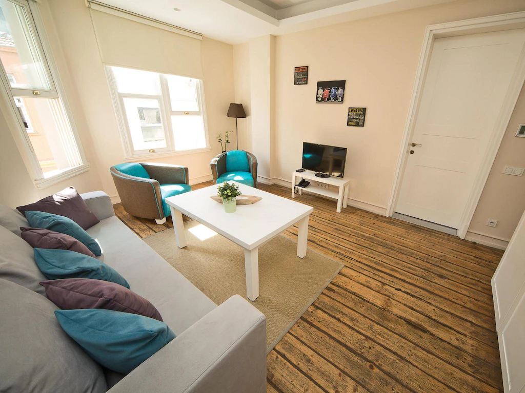 Вид Galata Tower Suites by Mile Hotels (ex. Galata Tower VIP Apartment Suites) 3*