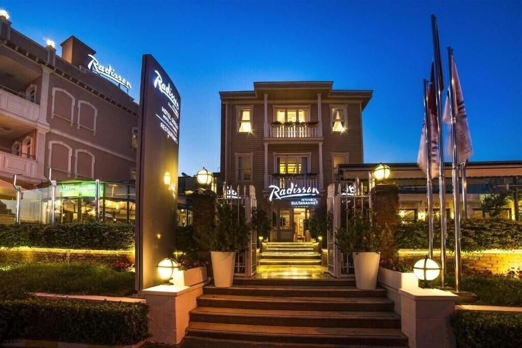 Готель Radisson Hotel Istanbul Sultanahmet 4*