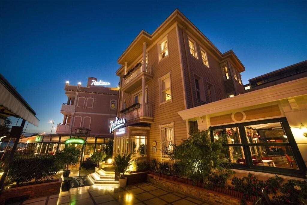 Вид Radisson Hotel Istanbul Sultanahmet 4*
