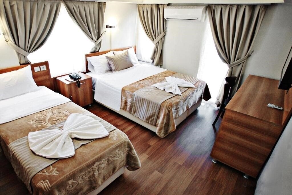 Територія Taksim Palace Hotel 2*