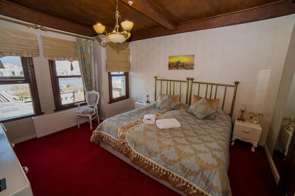 Територія HHK Hotel (ex. HHK Hotel Boutique, Hayriye Hanım Konagi Hotel) 4*