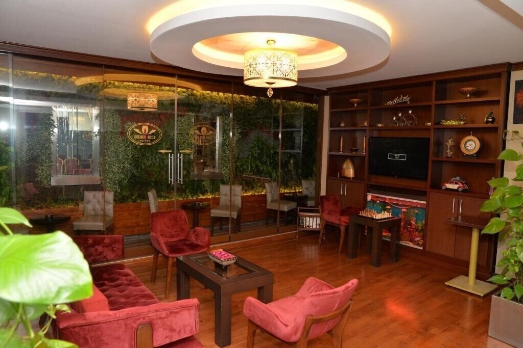 Вид Golden Siyav Hotel (ex. Golden Rest Hotel) 3*