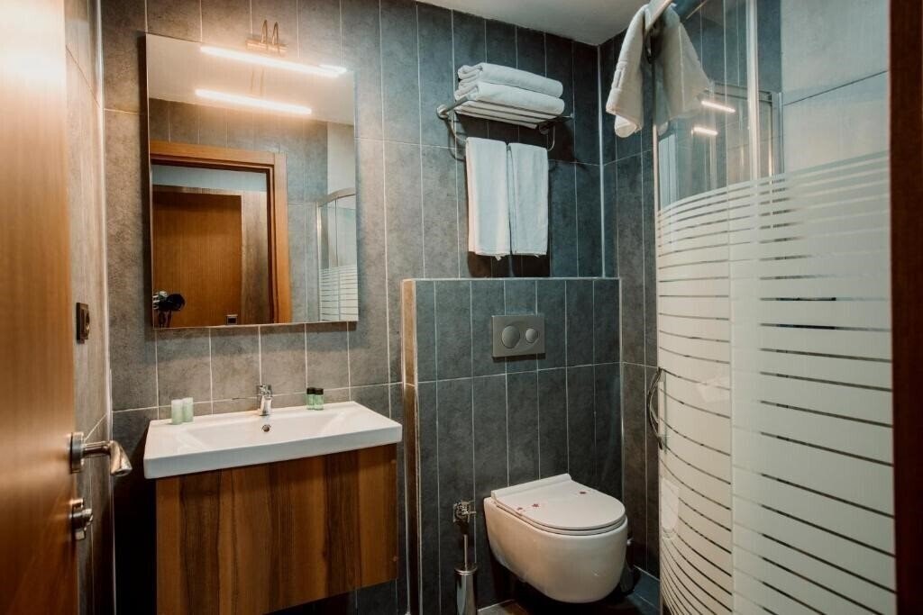 Фотографія Airport Express Hotel 3*