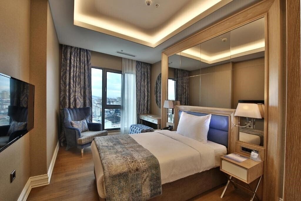 Фотографія Bof Hotels Ceo Suites Atasehir 5*