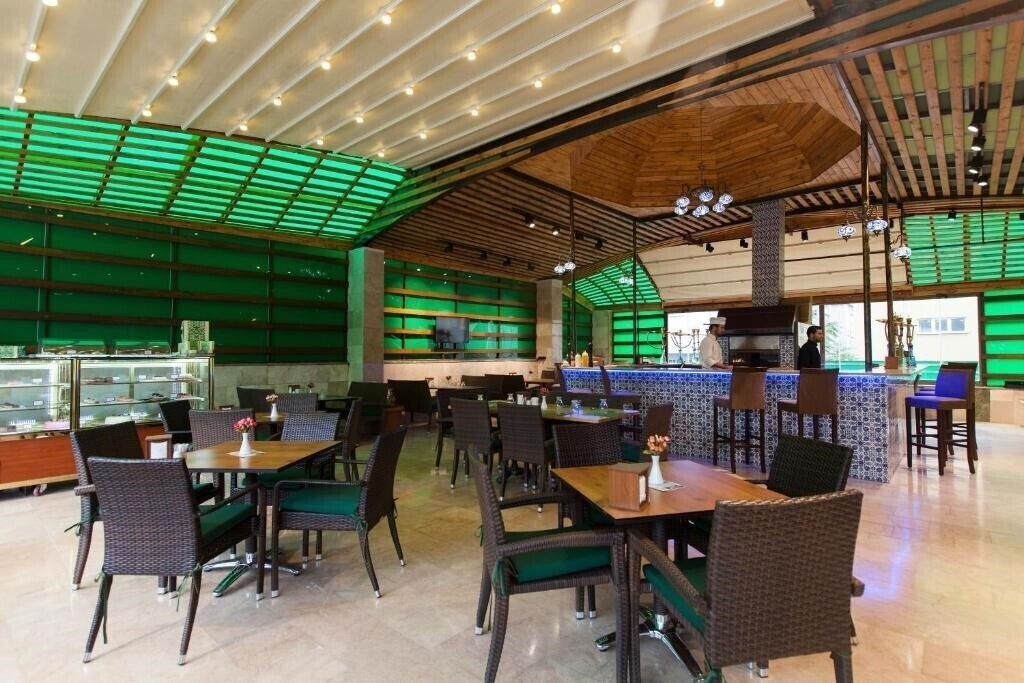 Панорама Alrazi Hotel 3*