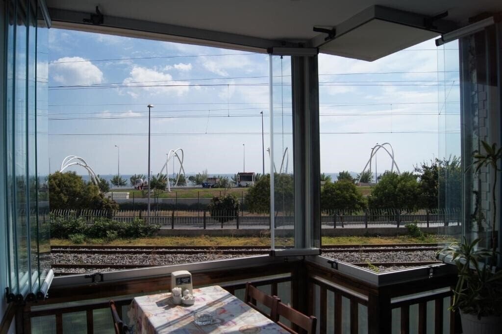 Панорама Galley Hotel 3*