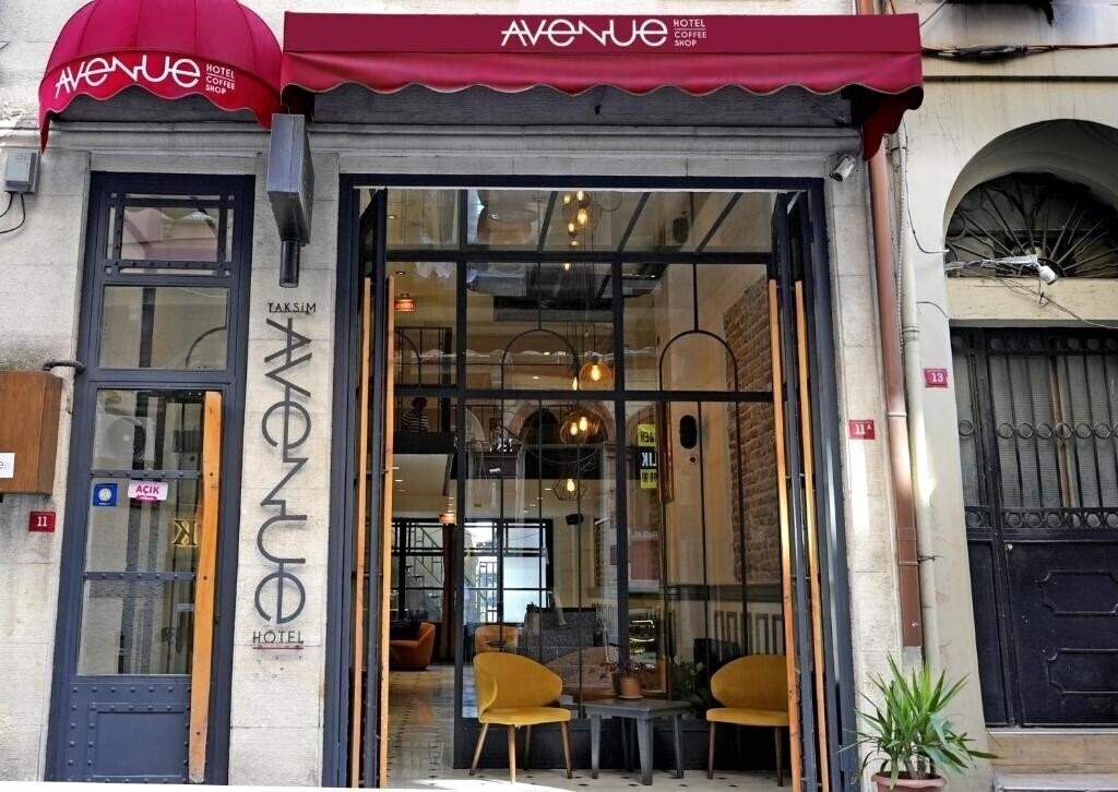 Готель Taksim Avenue Hotel 3*