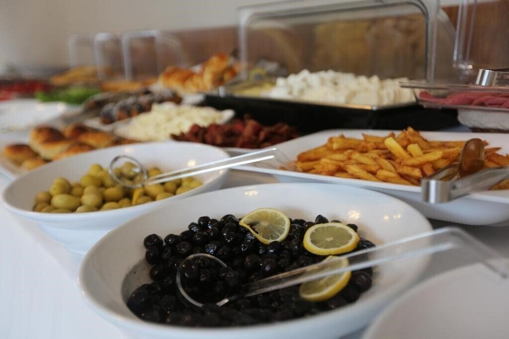 Панорама Tevetoglu Hotel 3*