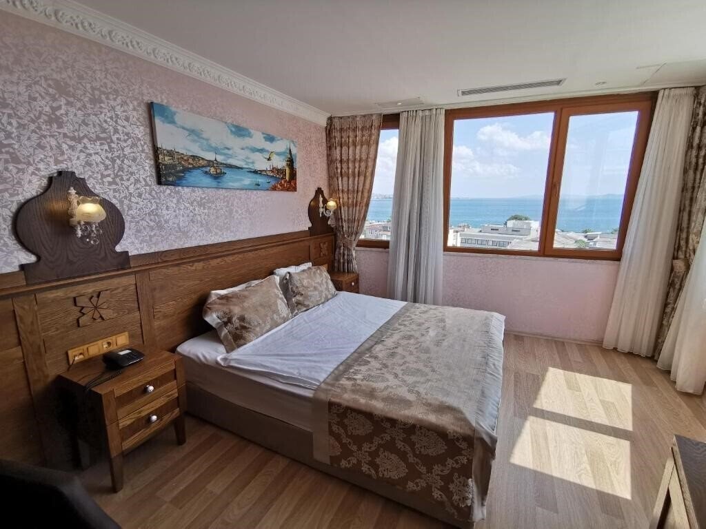 Вид Perapolis Hotel 3*
