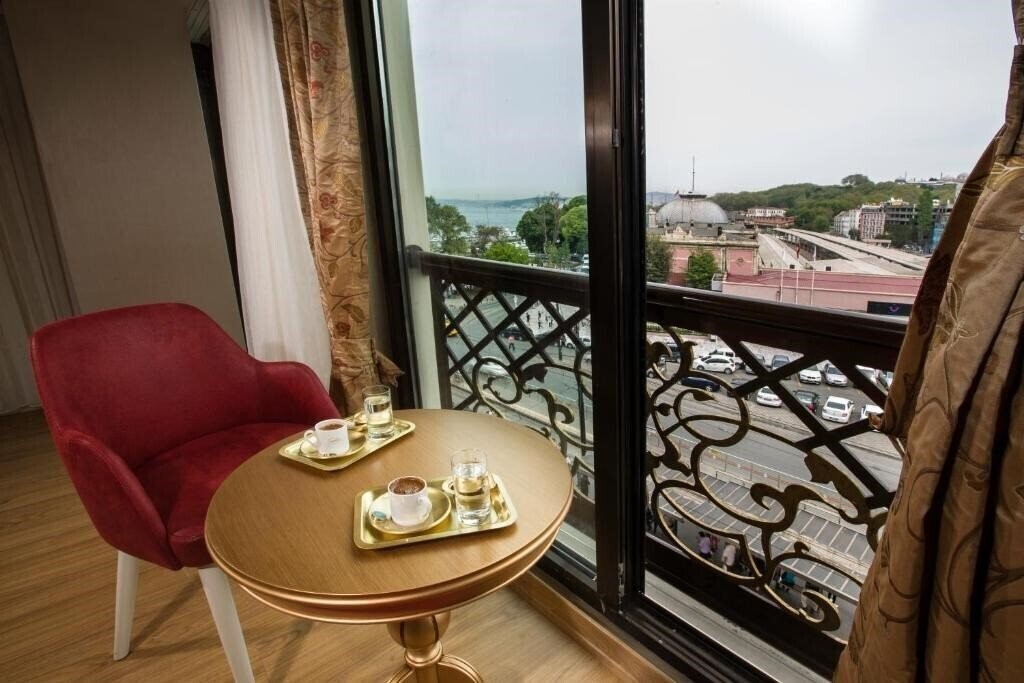 Отель Phosphorion Hotel 3*