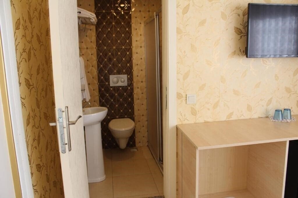 Апартаменти Omega Inn Hotel 3*