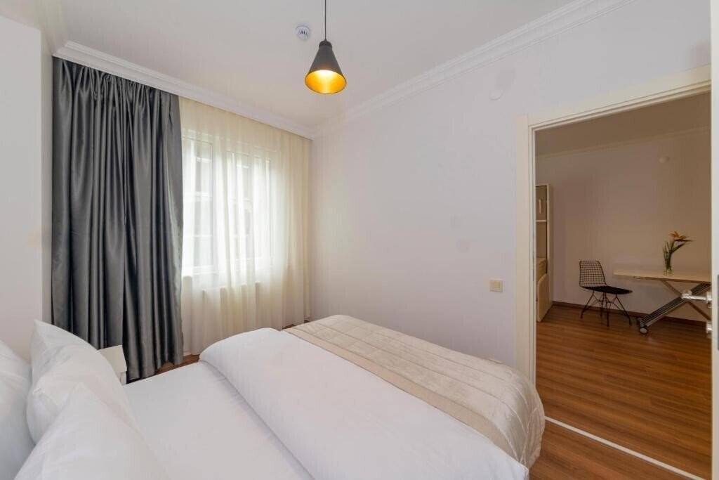 Апартаменти Joy Suites 3*