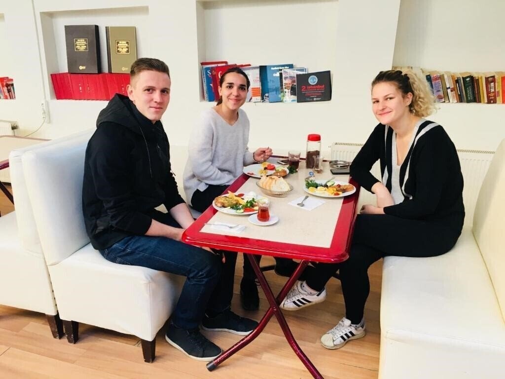 Территория Kalkedon Hostel 3*