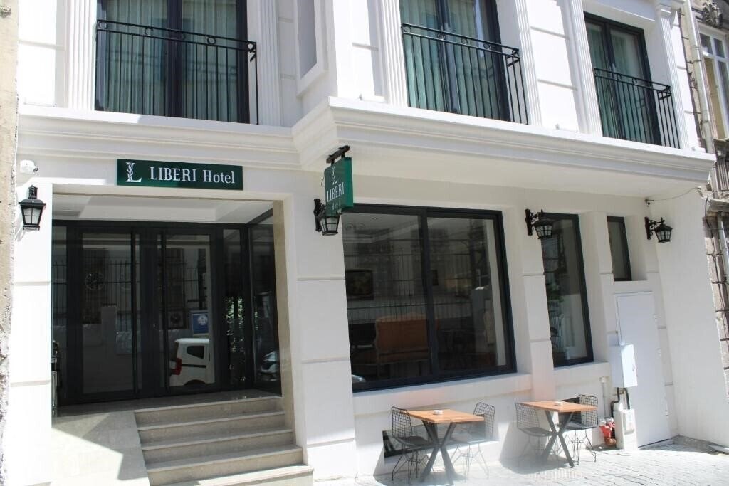 Отель Liberi Hotel Taksim 3*