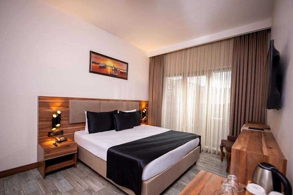 Отель Mari Suites Hotel 3*
