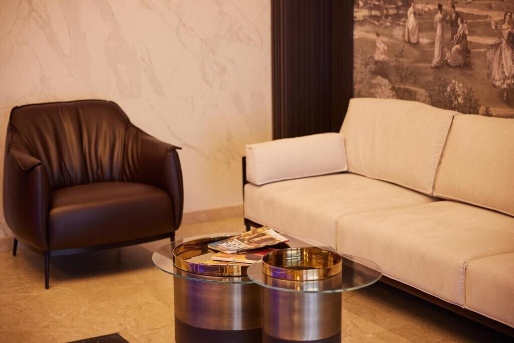 Панорама Mari Suites Hotel 3*