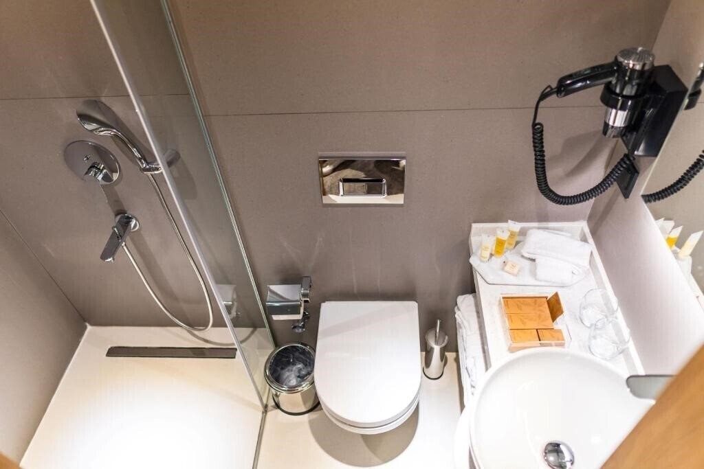 Вид Meg Hotel 3*