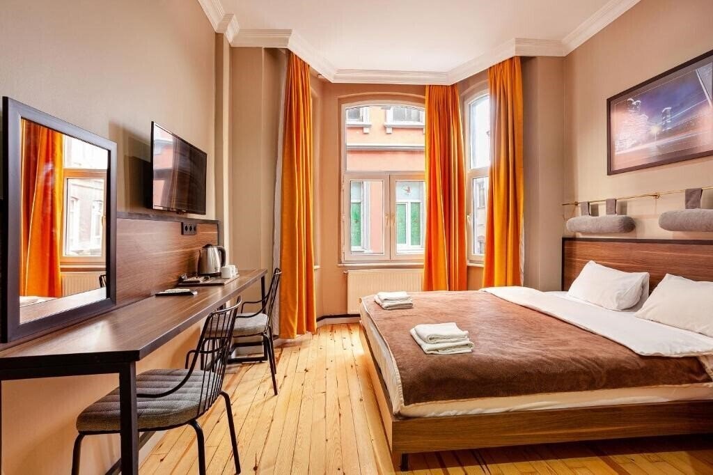 Изображение Aram Kerasi Rooms (ex. Mayer Select Hotel) 3*