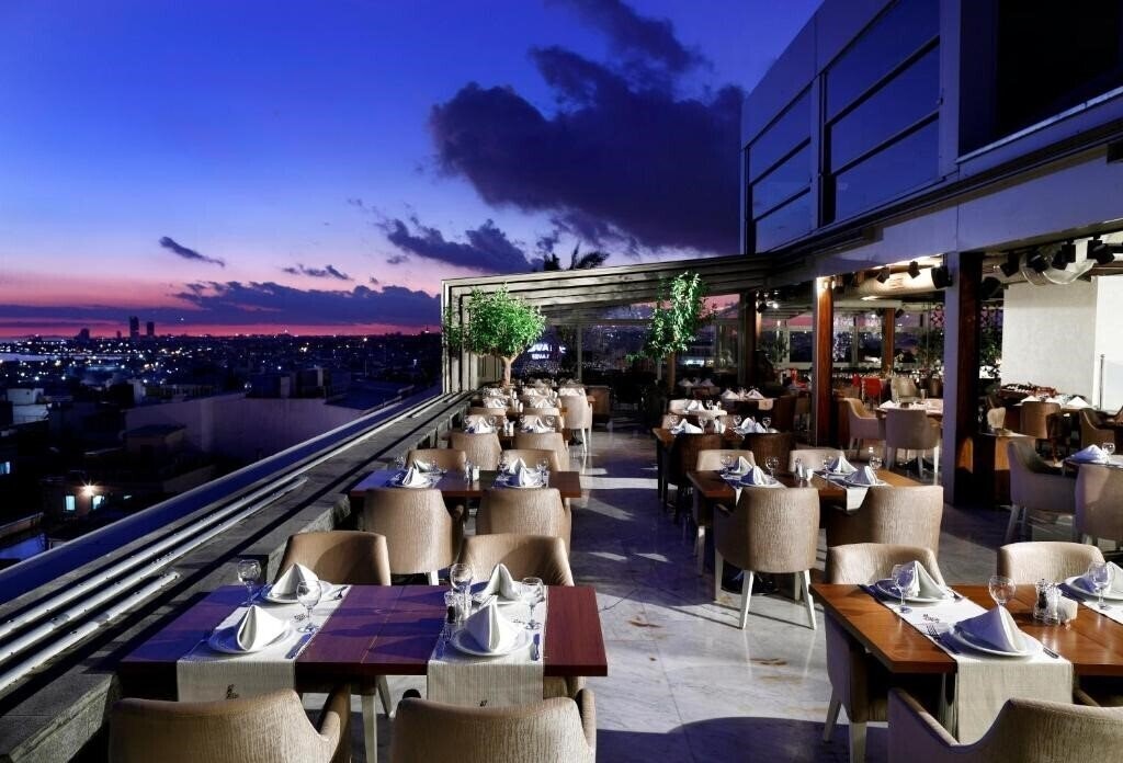 Картинка Darkhill Hotel (ex. Darkhill Hotel Istanbul, Dark Hill, The Darkhill Hotel, Cara Hotel, Cara Otel Istanbul) 4*