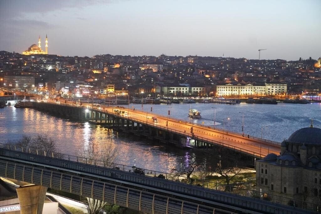 Панорама The Halich Hotel Istanbul Karakoy 4*