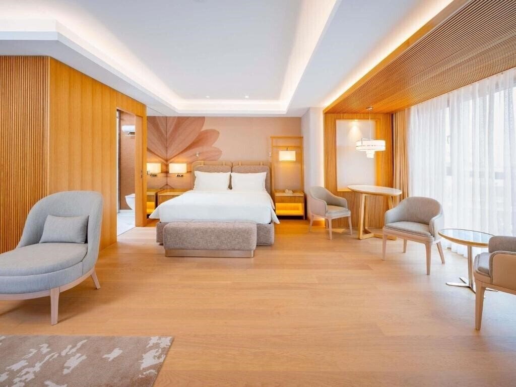 Фото Movenpick Hotel Istanbul Bosphorus 5*