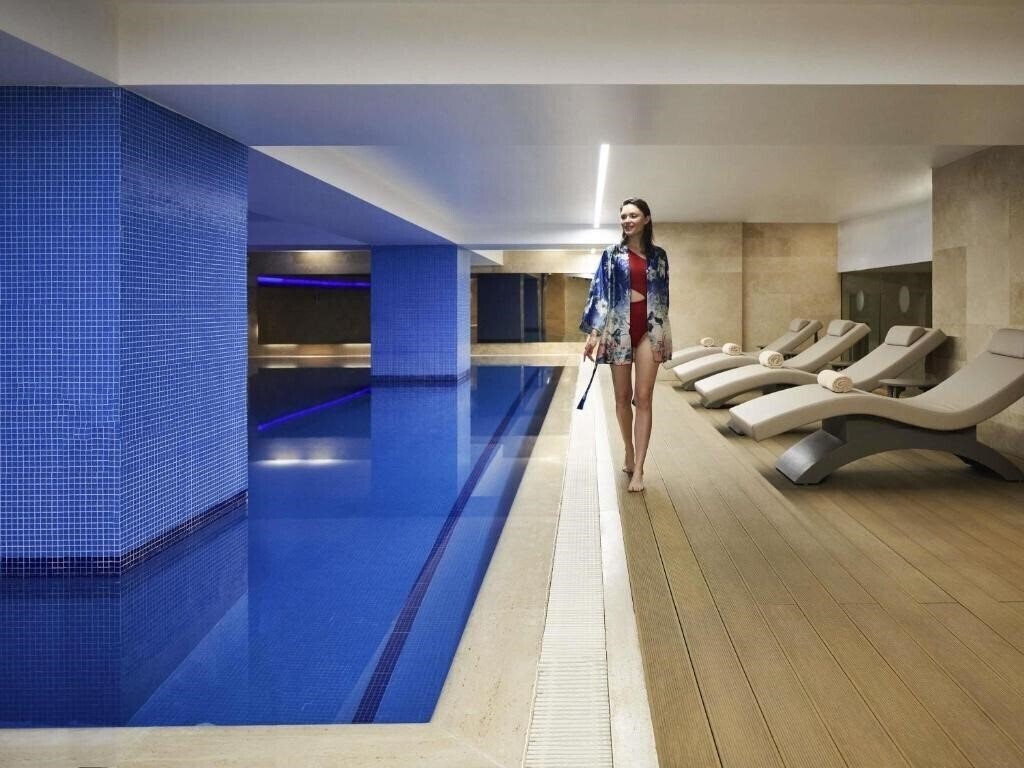 Фотография Movenpick Hotel Istanbul Bosphorus 5*