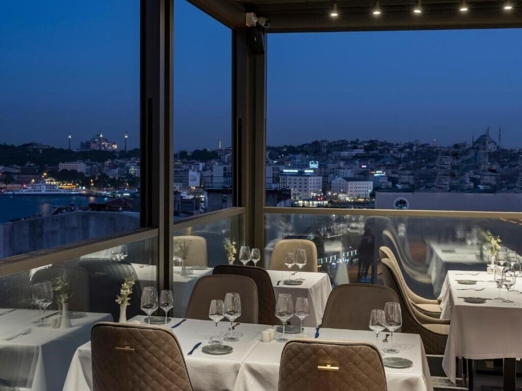 Фото Azzap Hotel Galata 5*