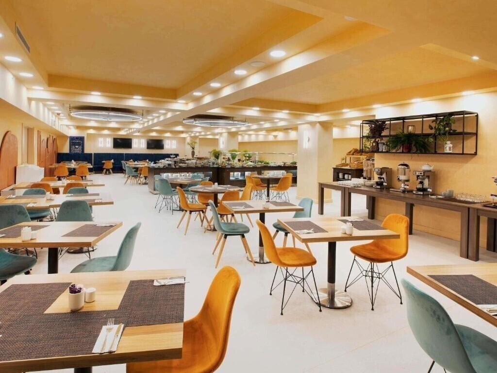 Панорама Mercure Istanbul Bakirkoy (ex. Blue Regency) 4*