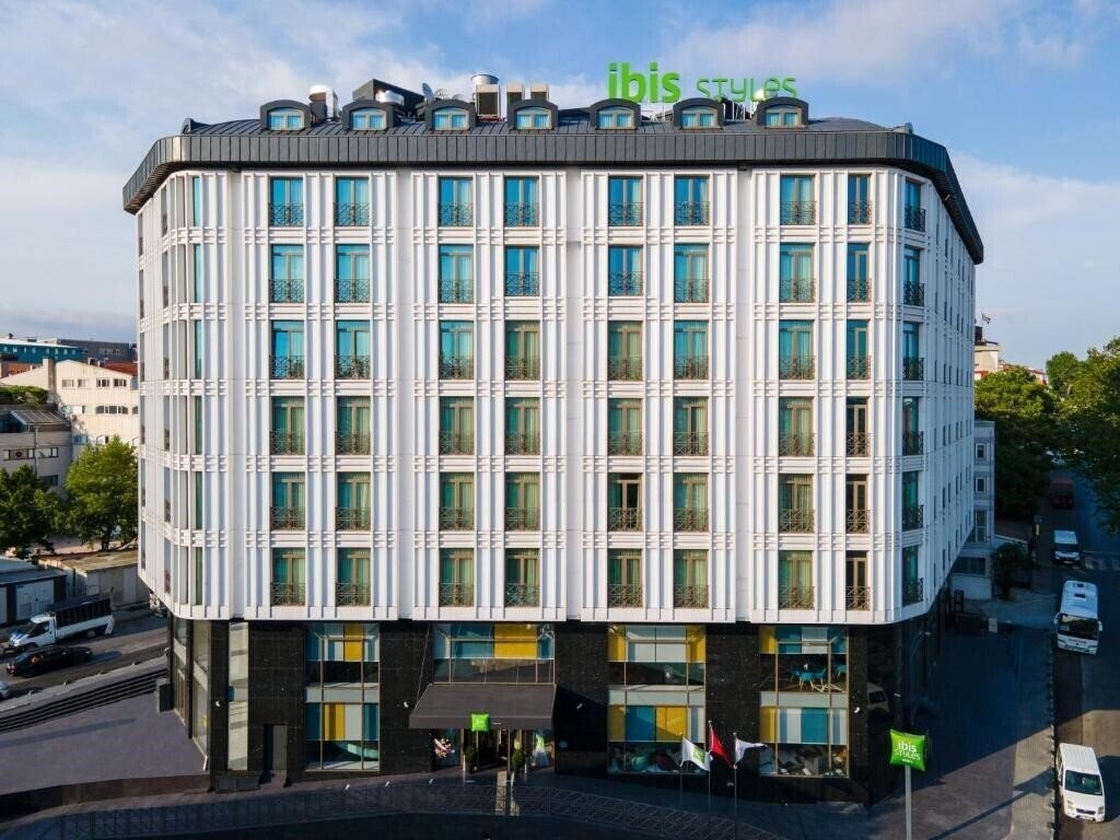 Готель Ibis Styles Istanbul Merter 4*