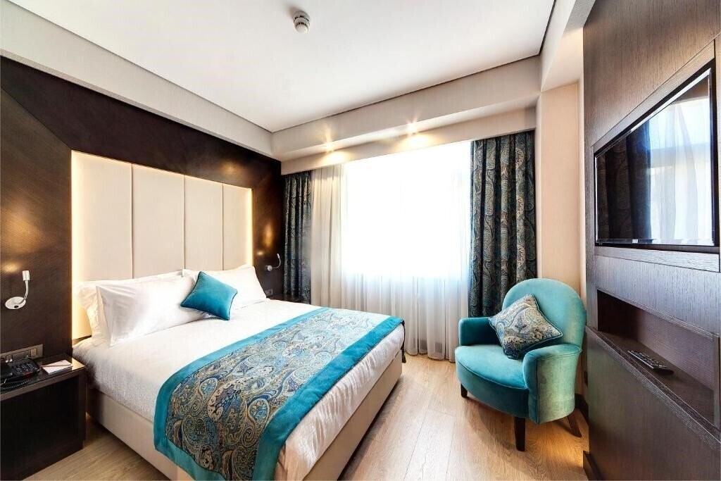 Панорама Mukarnas Taksim Boutique Hotel 4*
