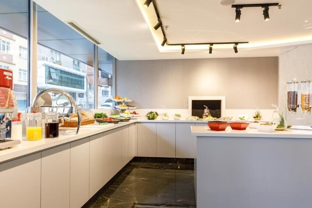 Панорама Urban Hotel Bomonti 4*