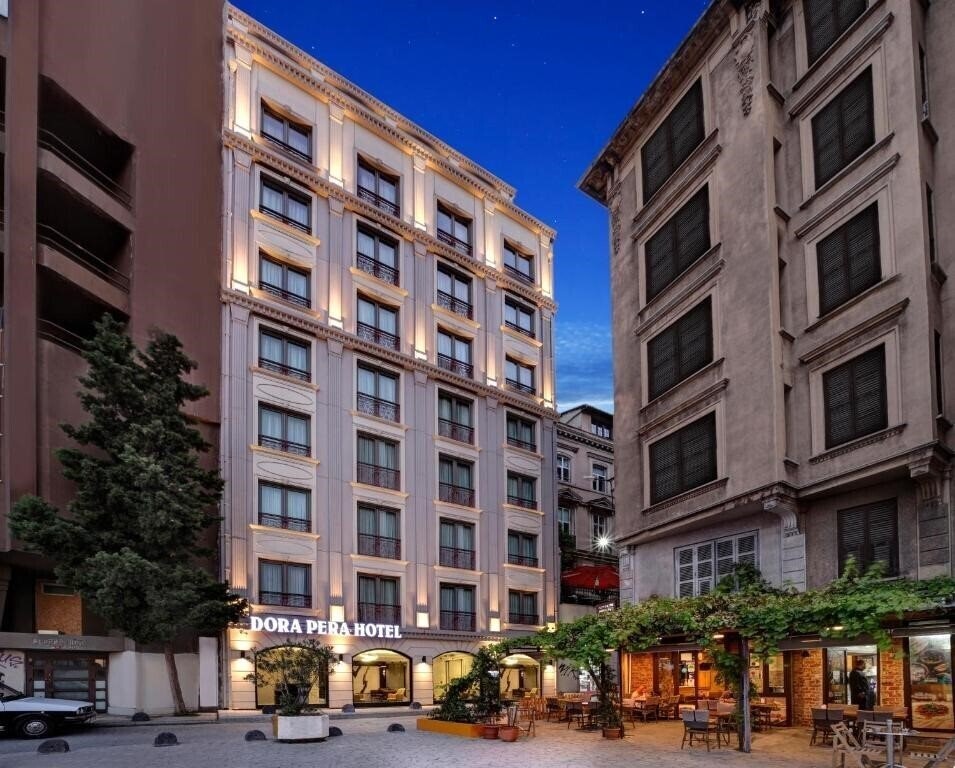 Вид Dora Pera Hotel 4*