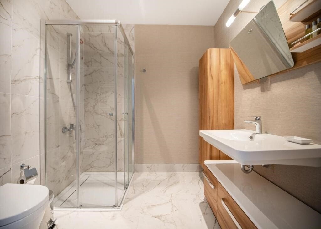 Панорама Antwell Hotel 3*