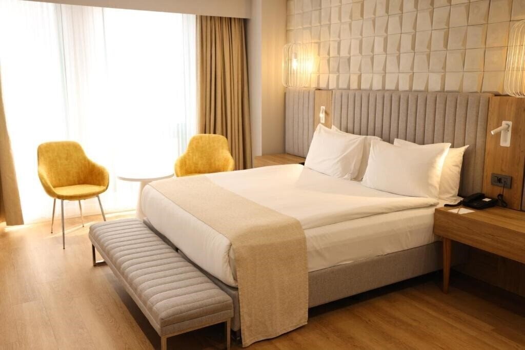 Вид Nova Plaza Prime Hotel (ex. Sundance Hotel Istanbul, Holiday Inn Istanbul Airport Hotel) 5*