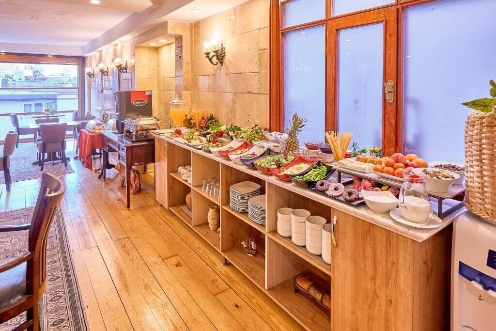 Апартаменти Narayi Hotel 4*