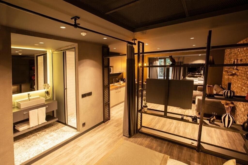 Апартаменти Cityloft 161 4*