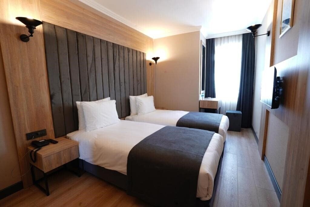 Территория Mineo Hotel Taksim (ex. Kervansaray Hotel Taksim, Kervansaray Istanbul Hotel ) 4*